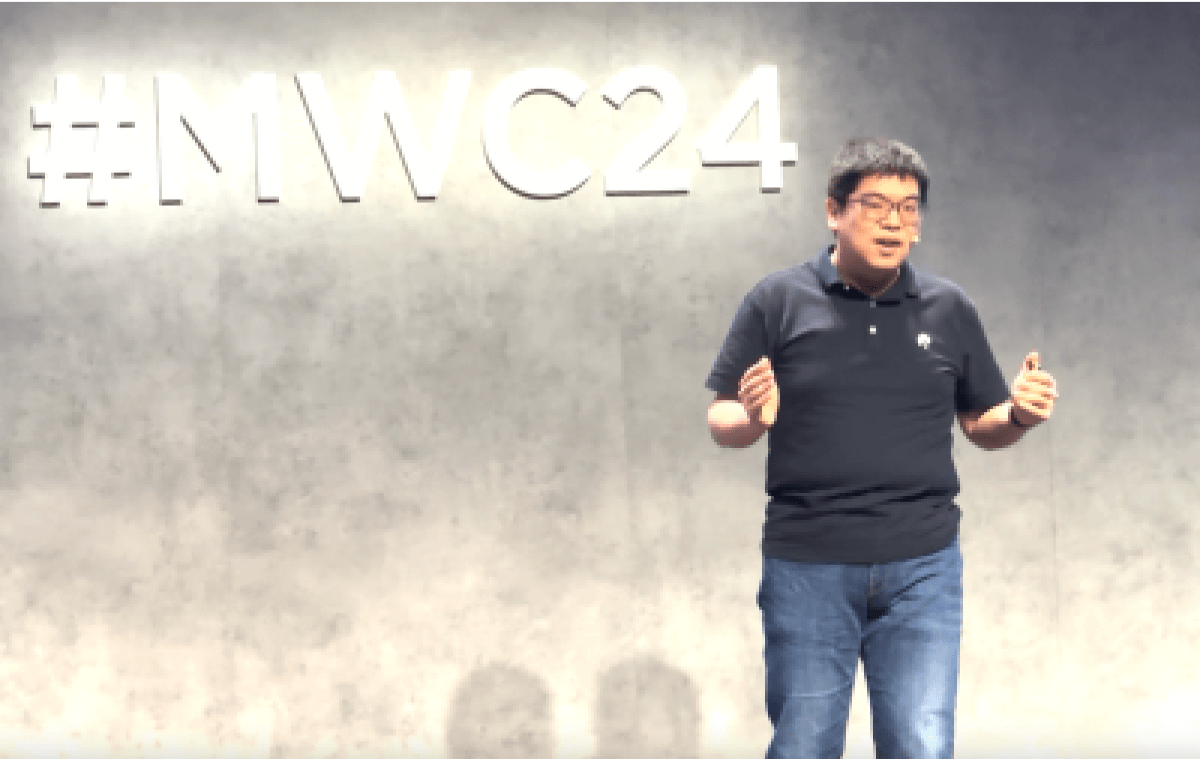 Redtea Mobile's Xiaodong Guo Challenges IoT Myths at MWC Barcelona 2024 eSIM Summit