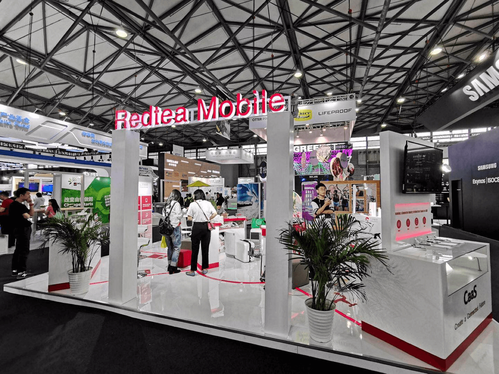 Redtea Mobile Showcasing the lastest CaaS application in MWC19 Shanghai