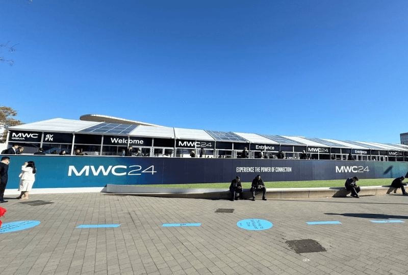 Redtea Mobile Navigates eSIM Trends at MWC Barcelona 2024